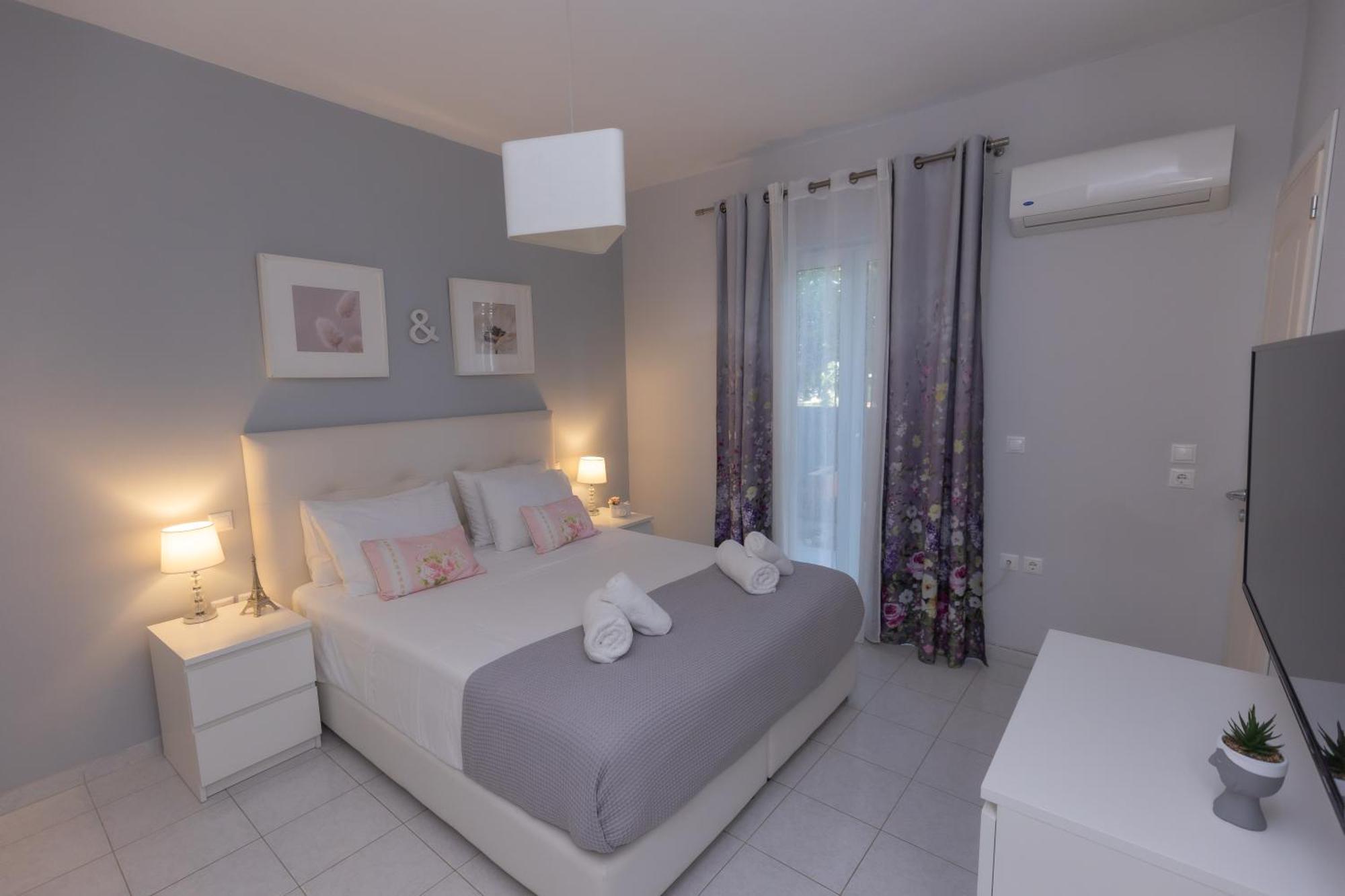 Silver Palm House Ixia, Rhodes Apartment *